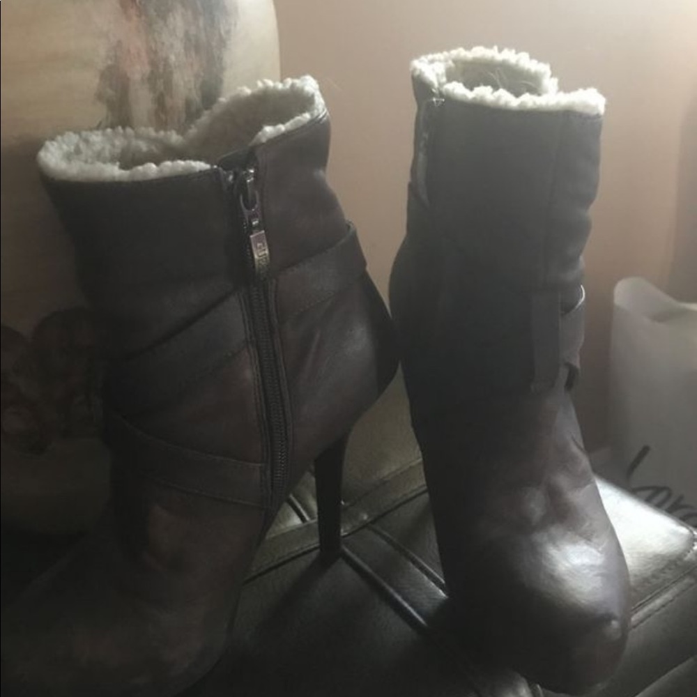 Fur lined heeled boots with wedge